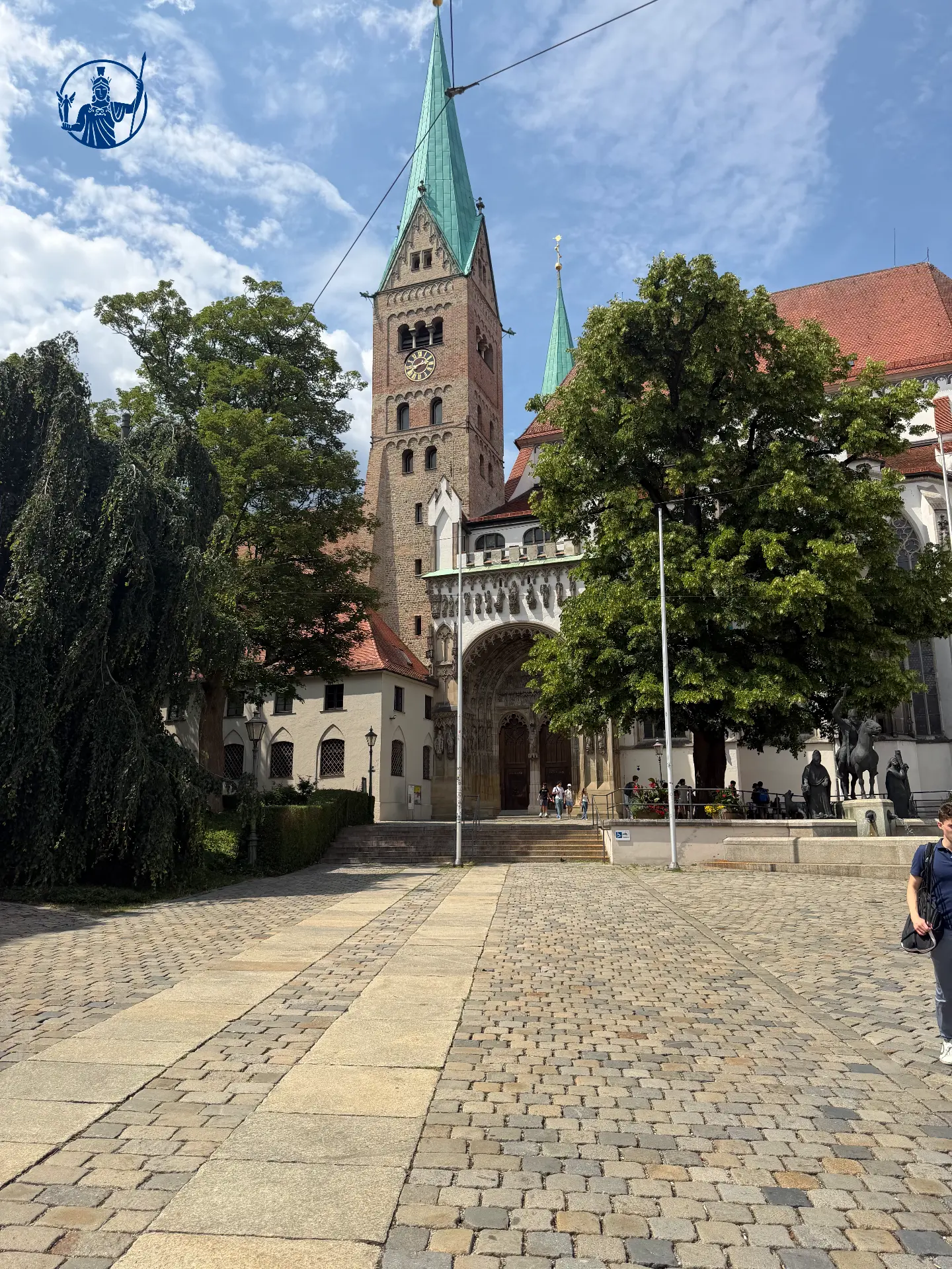Fassade und Turm des Augsburger Doms